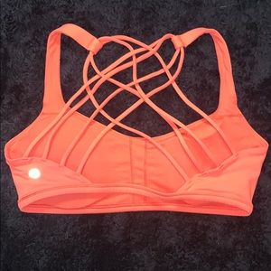 Lululemon sports bra